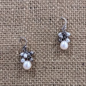 Silpada pearl earrings